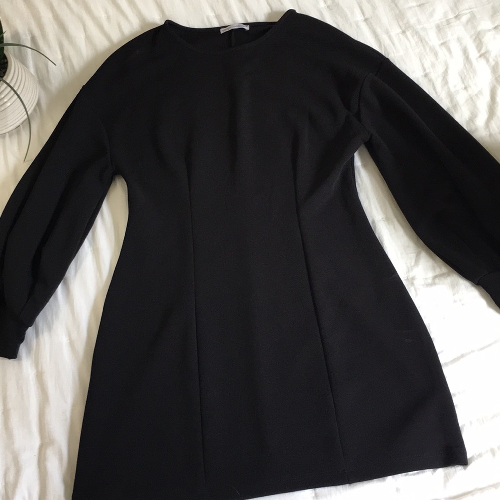 Zara long sleeve short cocktail black dress